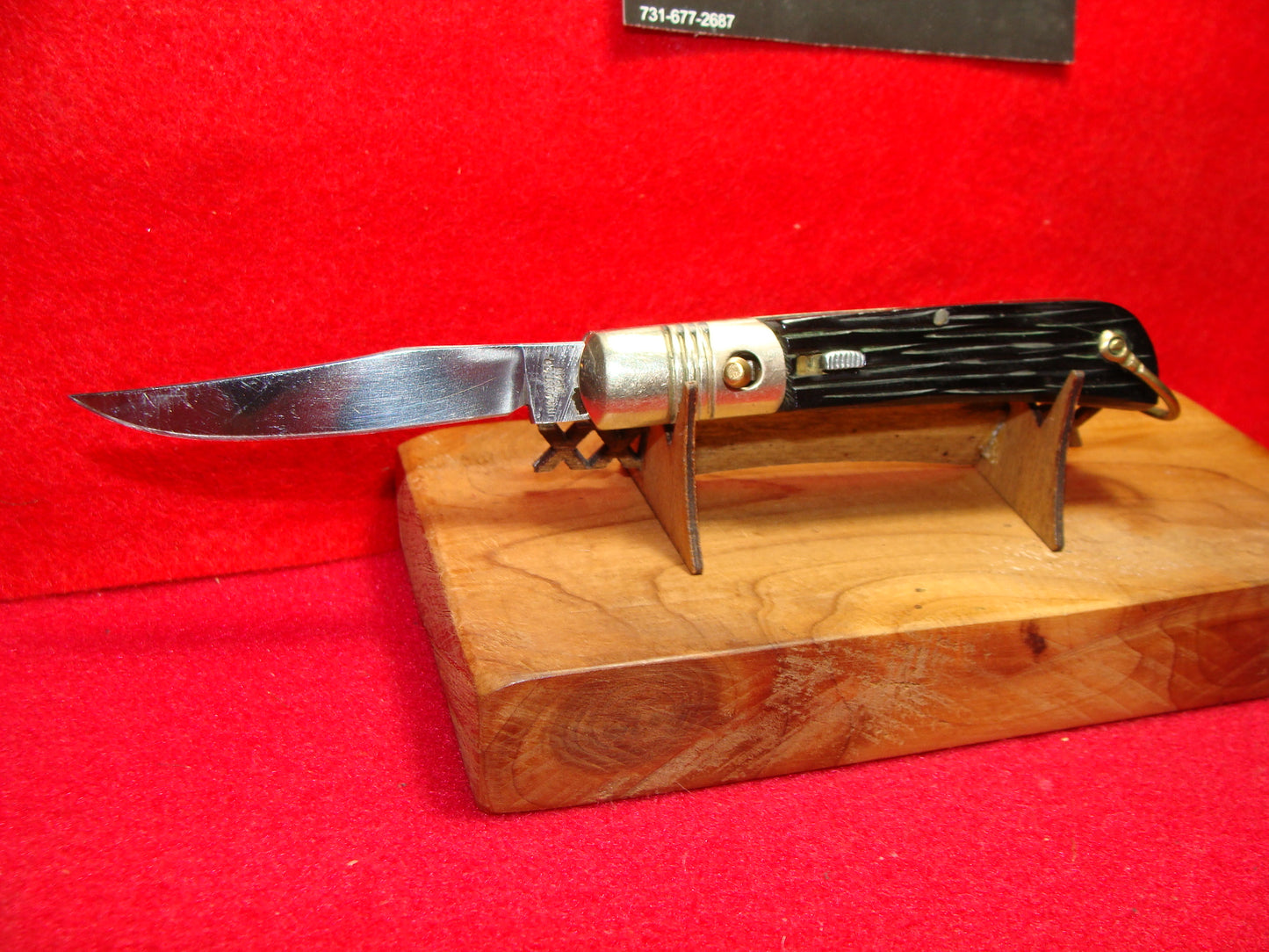 UTICA CUT CO. JAPAN 1950-56 SMALL HUNTER BO/BC JAPAN AUTOMATIC KNIFE BLACK BONE HANDLES