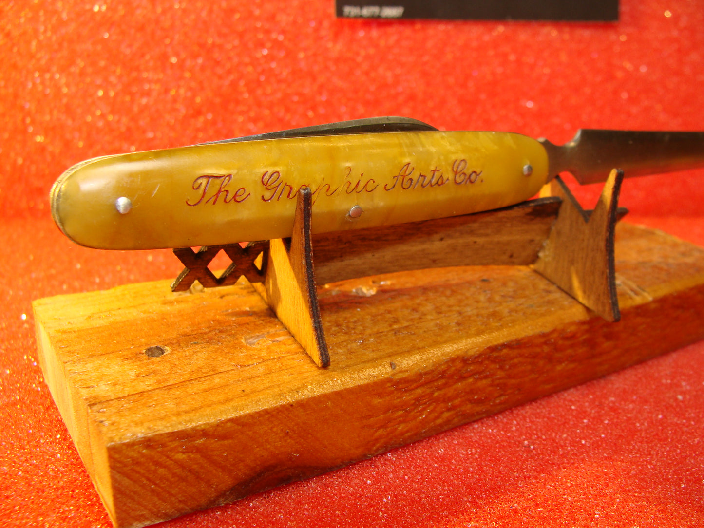 FLY LOCK KNIFE CO. BRIDGEPORT CONN. 1923-29 VINTAGE AMERICAN AUTOMATIC KNIFE SINGLE BLADE KNIFE WITH LETTER OPENER YELLOW CELLULOID HANDLES