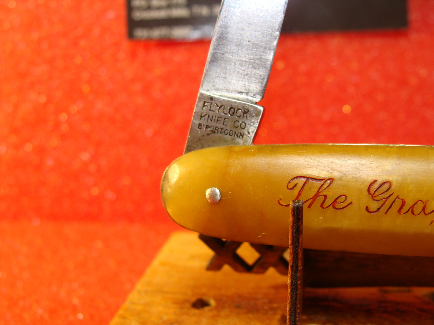 FLY LOCK KNIFE CO. BRIDGEPORT CONN. 1923-29 VINTAGE AMERICAN AUTOMATIC KNIFE SINGLE BLADE KNIFE WITH LETTER OPENER YELLOW CELLULOID HANDLES