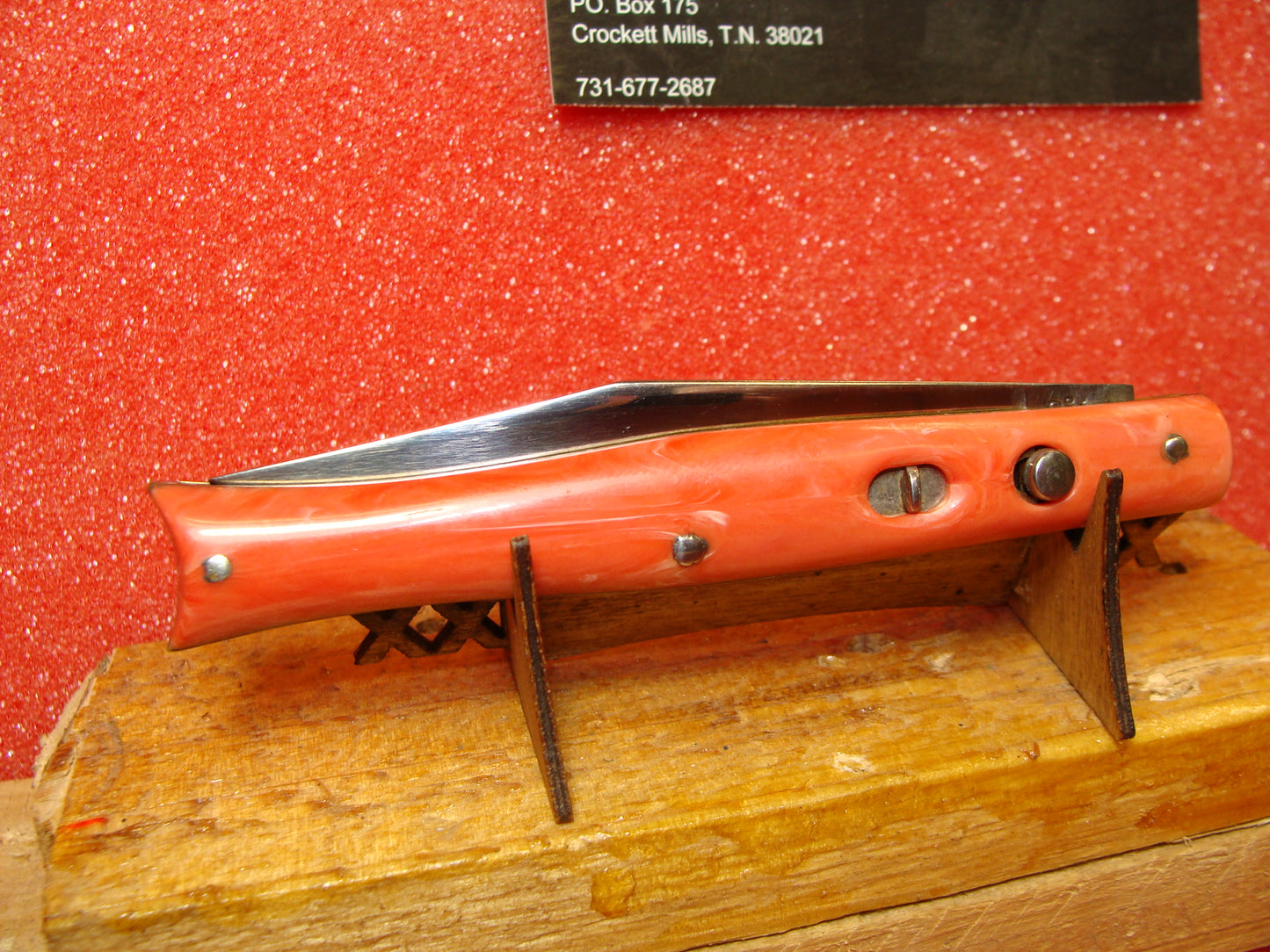 PRESTO GEO SCHRADE BRIDGEPORT CONN. 1929-56 VINTAGE AMERICAN AUTOMATIC KNIFE 4" FISH TAIL SHADOW BOLSTERS PINK SWIRL COMPOSITION HANDLES