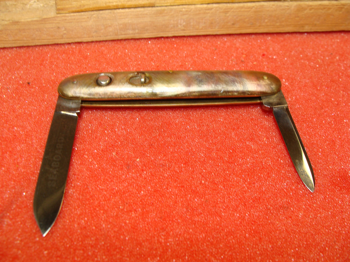 SCHRADE CUT CO. WALDEN NY 1916-46 VINTAGE AMERICAN AUTOMATIC KNIFE 3 3/8" DOUBLE BUTTON PINK PEARL CELLULOID HANDLES