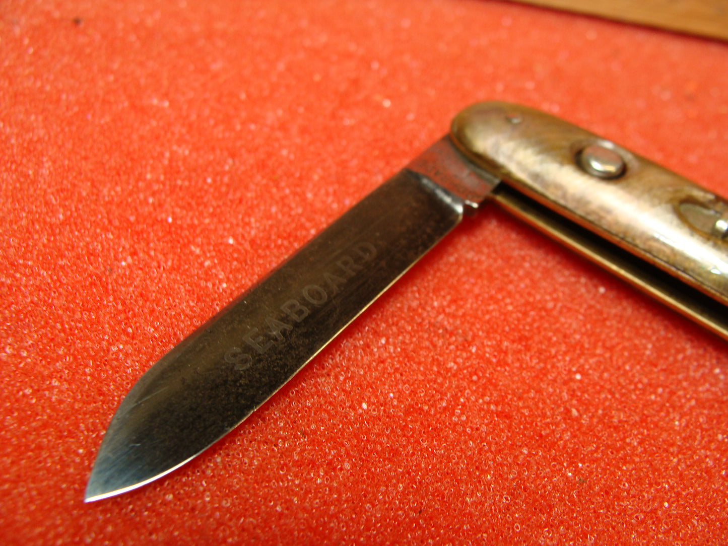 SCHRADE CUT CO. WALDEN NY 1916-46 VINTAGE AMERICAN AUTOMATIC KNIFE 3 3/8" DOUBLE BUTTON PINK PEARL CELLULOID HANDLES