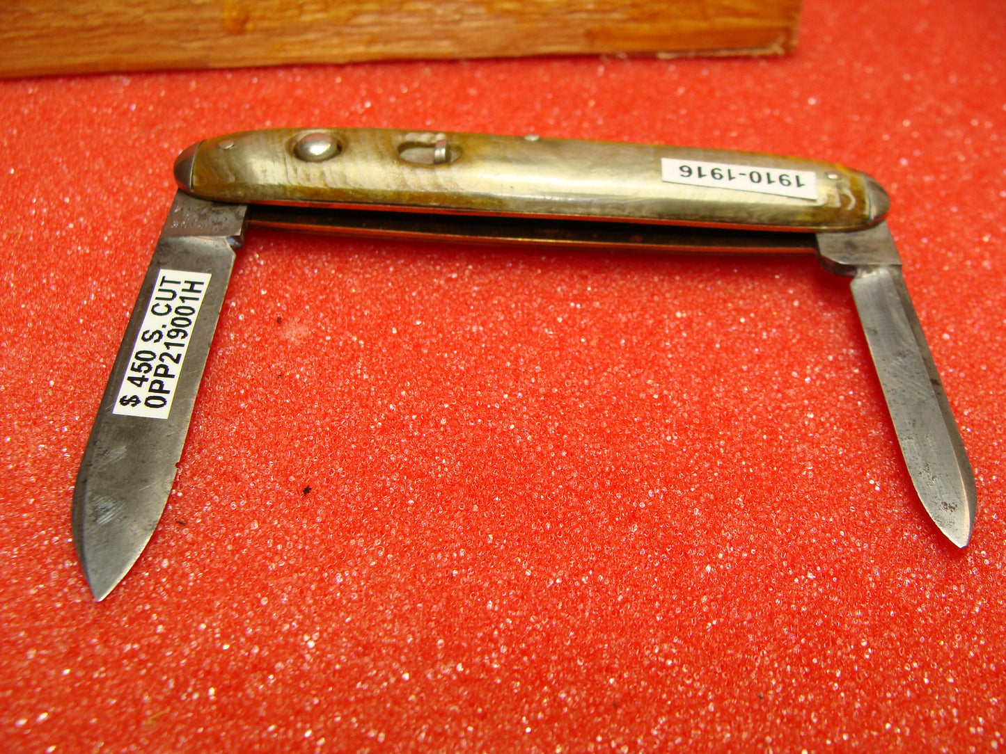 SCHRADE CUT CO. WALDEN NY 1910-16 VINTAGE AMERICAN AUTOMATIC KNIFE 3 3/8" TWIN BLADE DOUBLE BUTTON SMOKED PEARL CELLULOID HANDLES