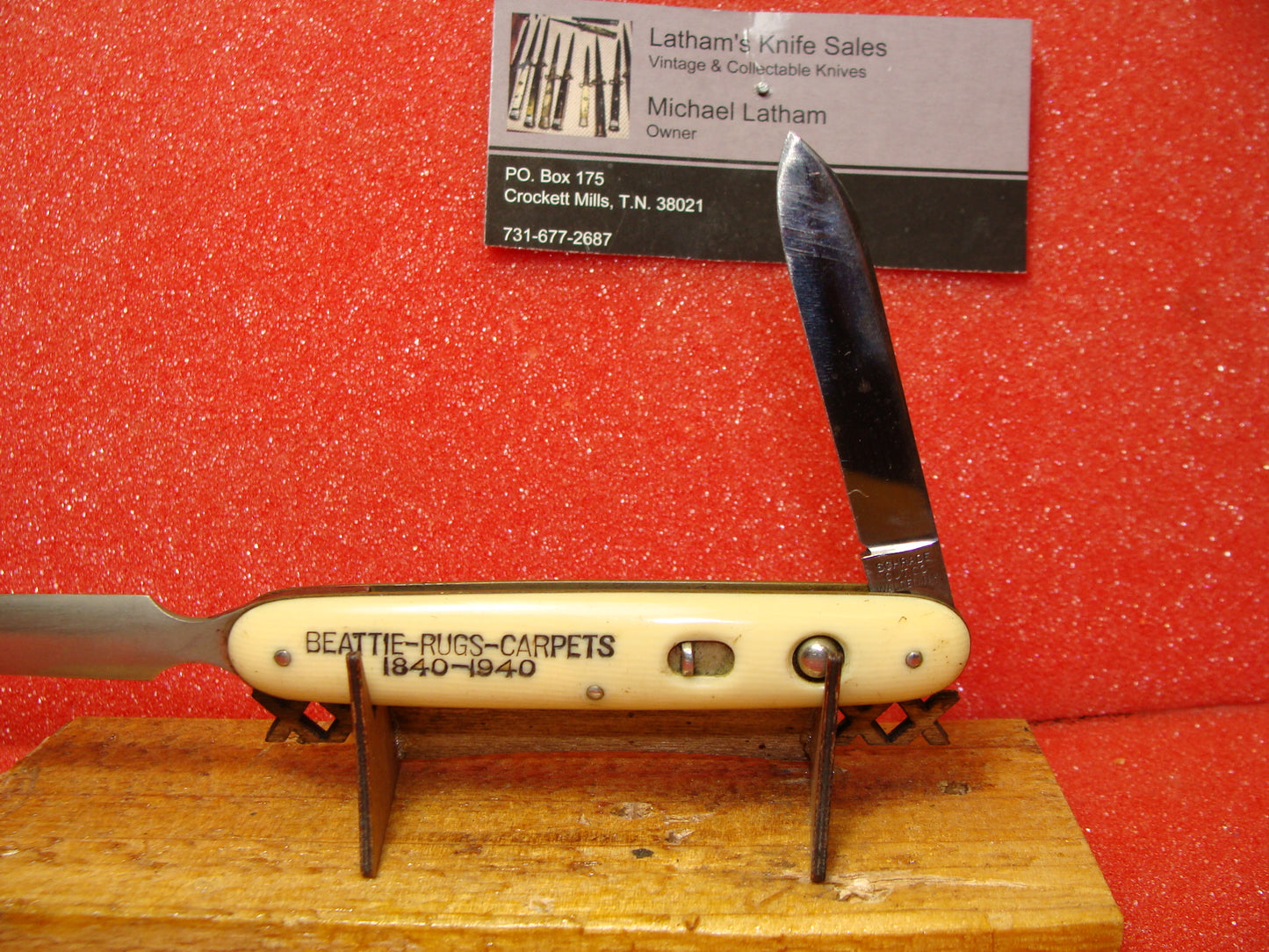 SCHRADE CUT CO. WALDEN NY 1916-46 VINTAGE AMERICAN AUTOMATIC KNIFE 3 3/8" SINGLE BLADE LETTER OPENER IMITATION IVORY CELLULOID HANDLES ETCHED BEATTIE-RUGS-CARPETS 1840-1940.