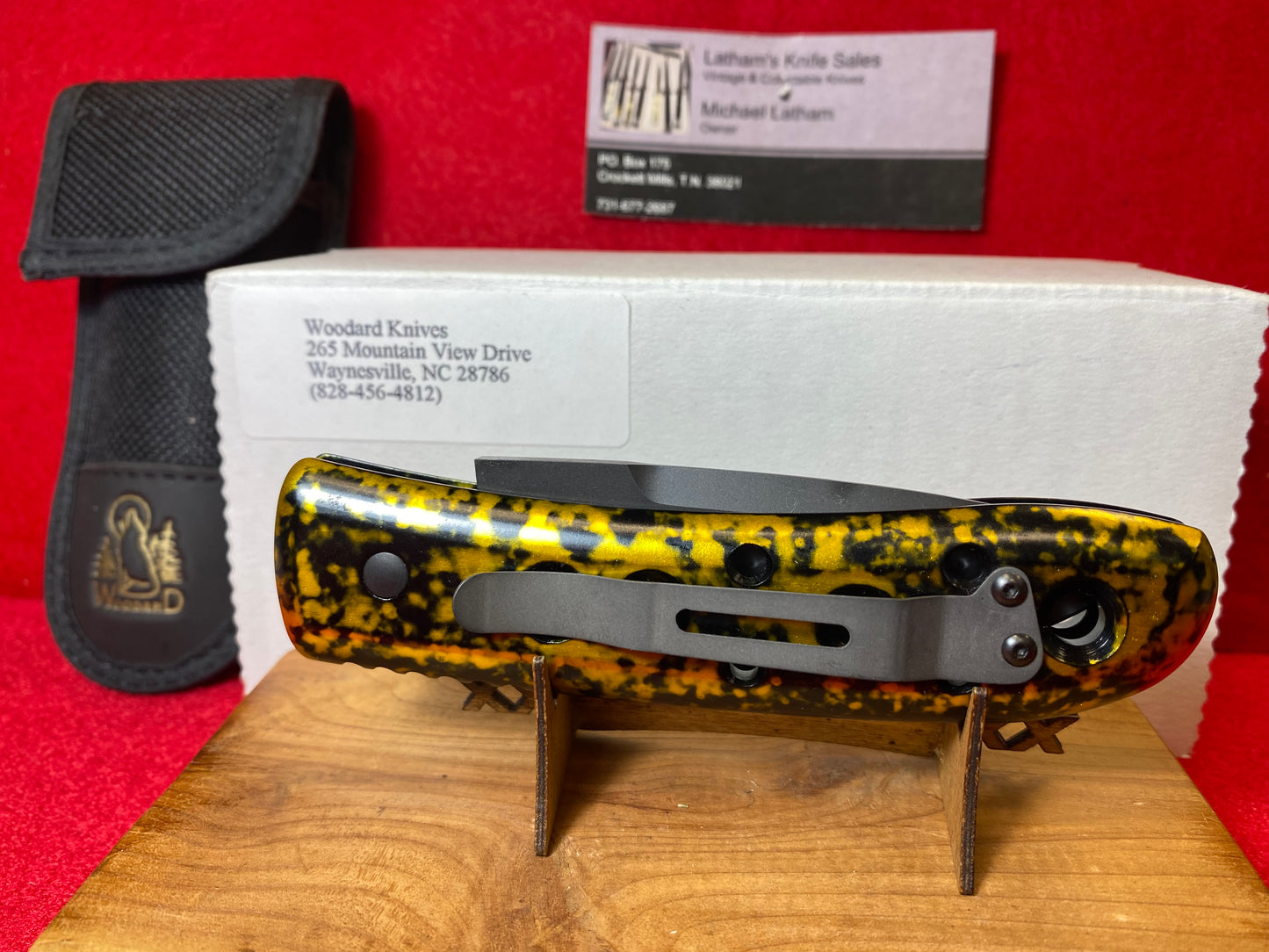 WOODARD, BUCK FER-DE-LANCE CUSTOM AUTOMATIC KNIVES TACTICAL AUTOMATIC KNIFE BLACK BLADE GOLD SPLASH METALLIC HANDLES