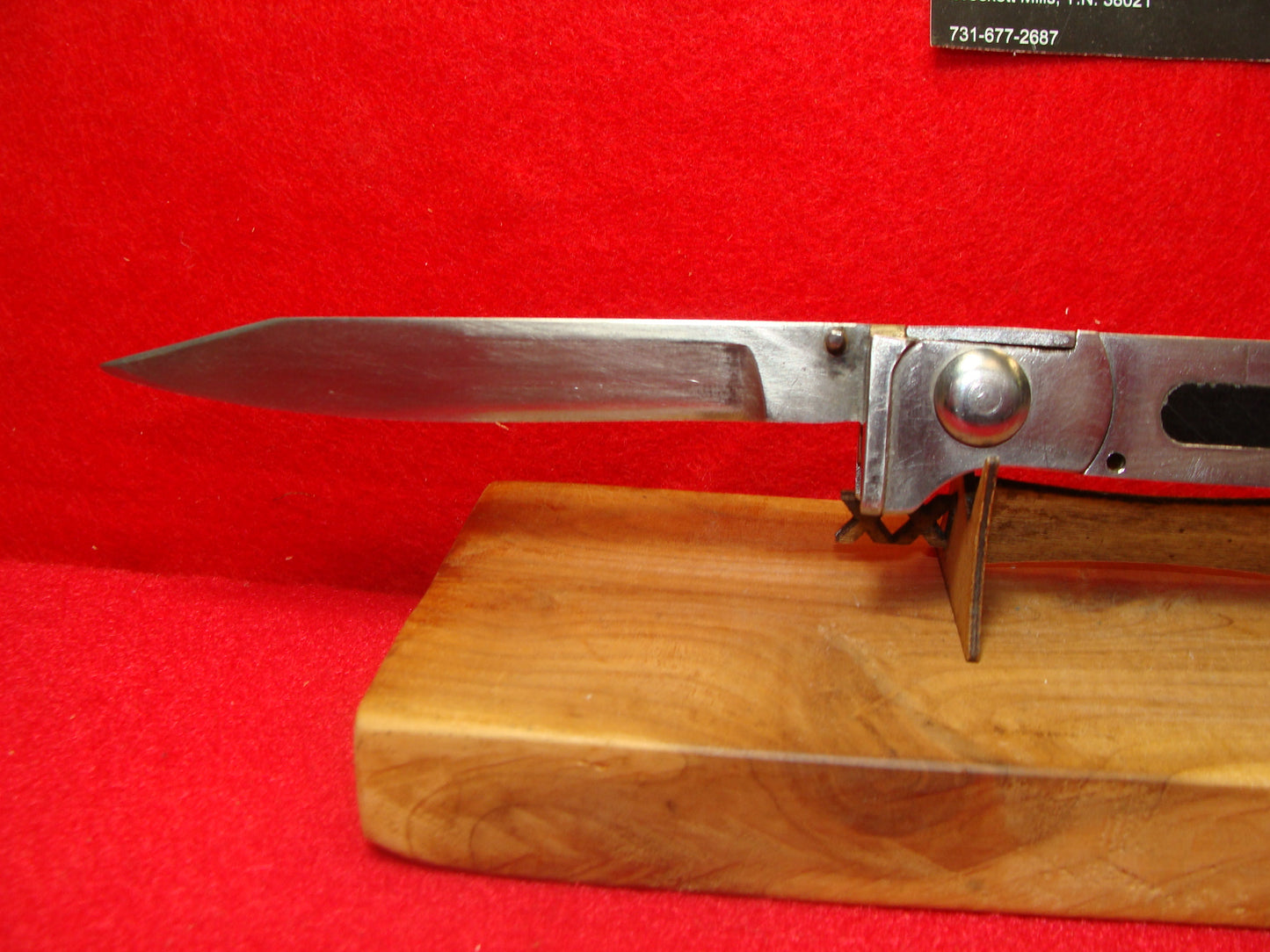 UNSTAMPED "STERILE"  RUSSIAN PRISON STYLE CUSTOM AUTOMATIC KNIFE UNUSUAL CLIP RELEASE HEAVY DUTY BODY WOOD HANDLES