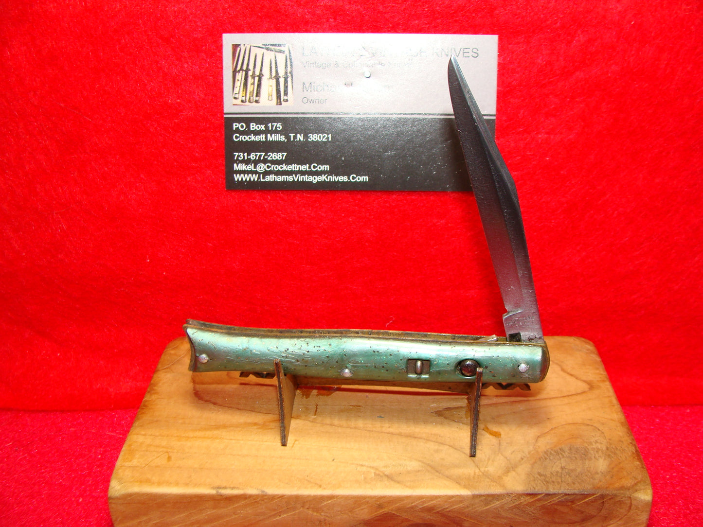 EDGEMASTER USA 1936-56 FISH TAIL SABRE BLADE SHADOW BOLSTERS 4" VINTAGE AMERICAN AUTOMATIC KNIFE BLUE/GREEN METALLIC COMPOSITION HANDLES