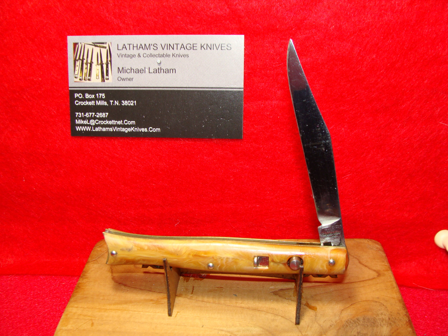 EDGEMASTER USA 1936-56 FISH TAIL SHADOW BOLSTERS 4" VINTAGE AMERICAN AUTOMATIC KNIFE BROWN SWIRL COMPOSITION HANDLES