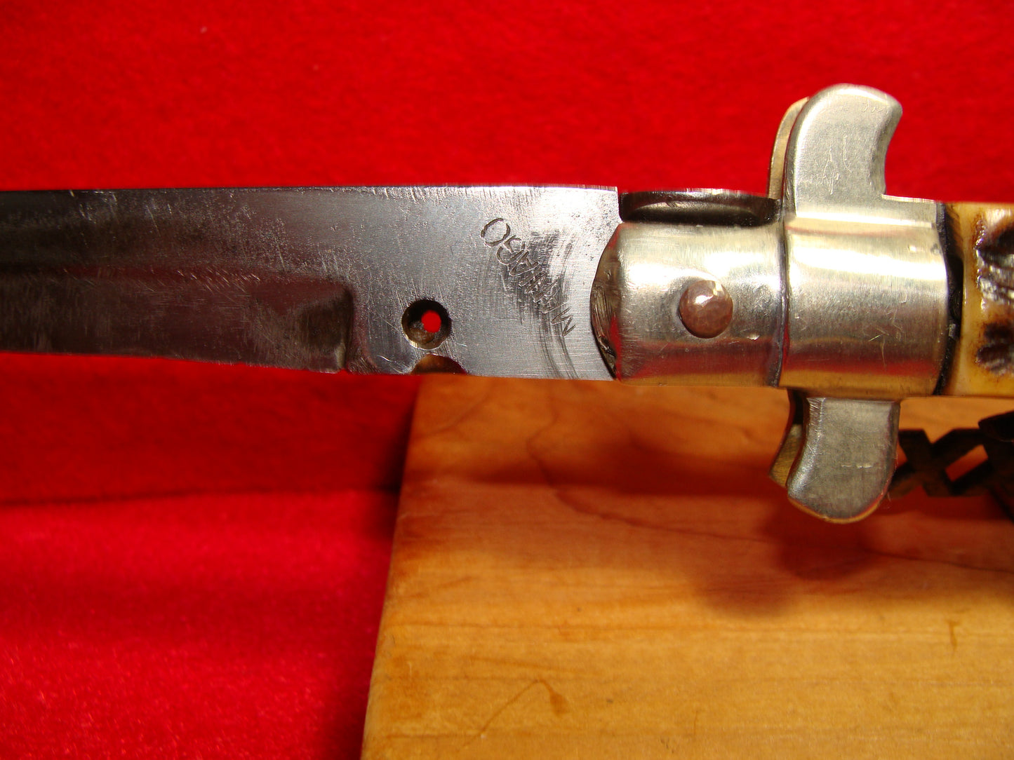 MANIAGO ITALY 1925-35 FLAT GUARD PICK LOCK STILETTO 33 CM VINTAGE ITALIAN AUTOMATIC KNIFE STAG HANDLES