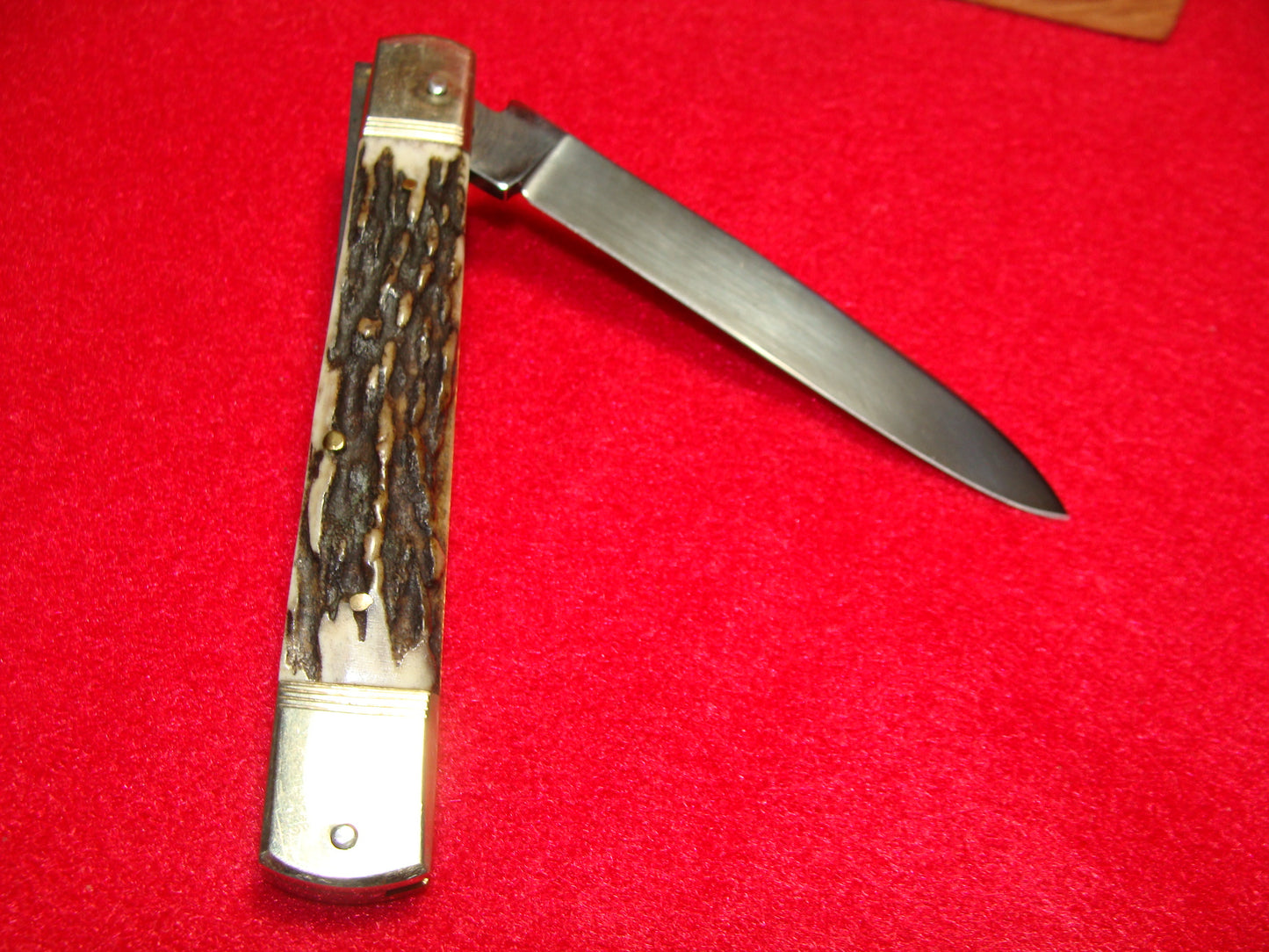 WEIDMANNSHEIL SOLINGEN GERMANY 1975-85 JAGD KONIG LEVER AUTOMATIC 11 CM GERMAN AUTOMATIC KNIFE STAG HANDLES