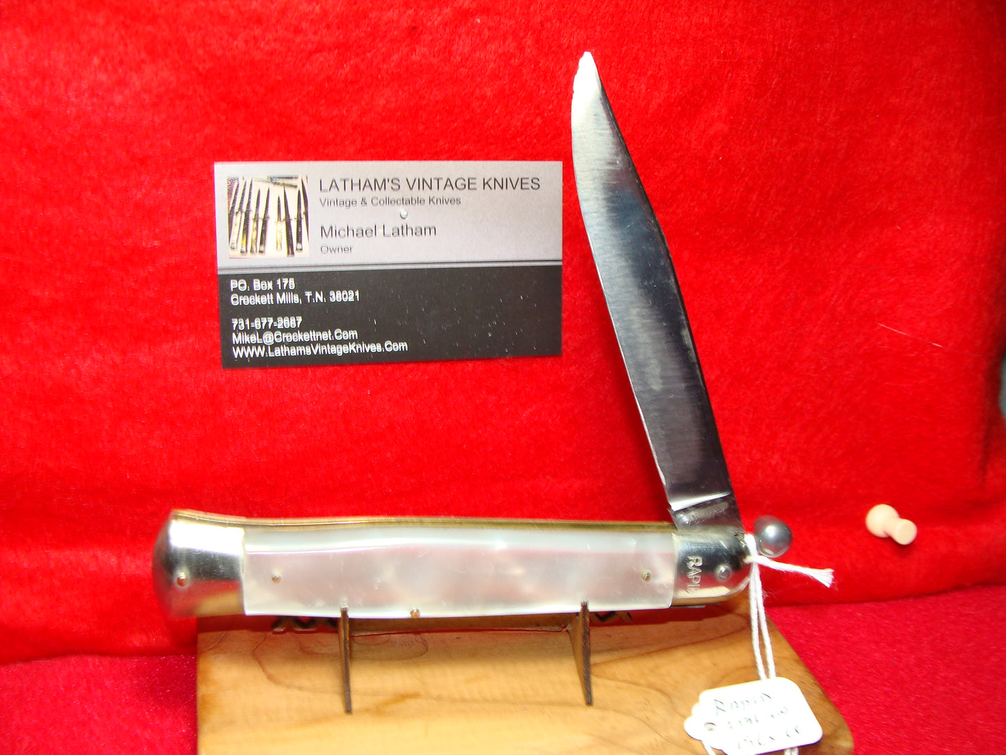 RAPID ROSTFREI ITALY 1965-68 MANUAL OPEN ITALIAN MANUAL KNIFE WHITE PEARLEX HANDLES