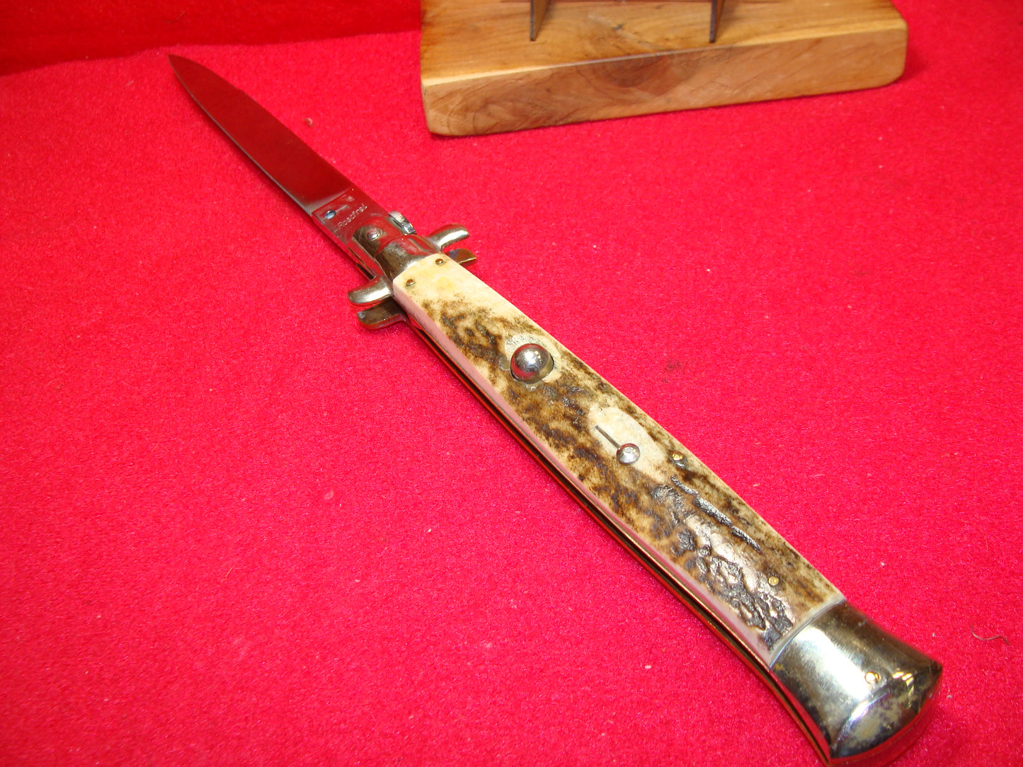 ROSTFREI ITALY 1962-68 TRANSITION SWIVEL BOLSTER STILETTO 33 CM ITALIAN AUTOMATIC KNIFE STAG HANDLES