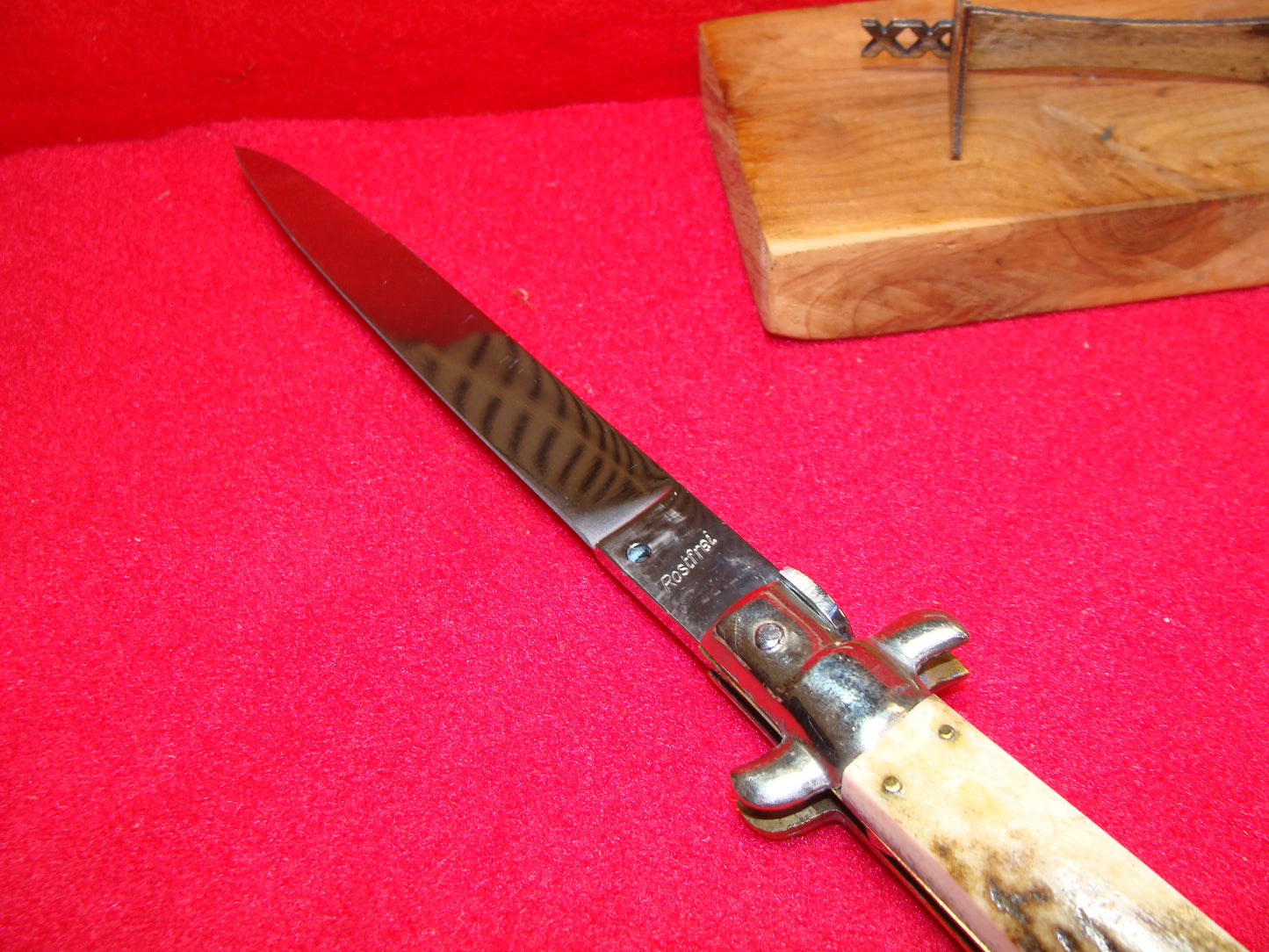 ROSTFREI ITALY 1962-68 TRANSITION SWIVEL BOLSTER STILETTO 33 CM ITALIAN AUTOMATIC KNIFE STAG HANDLES