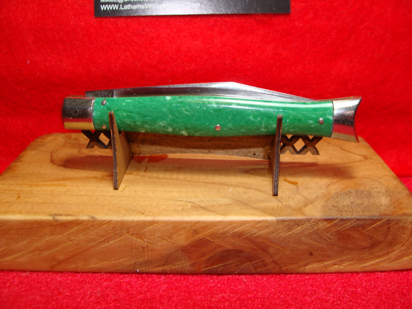 SCHRADE CUT CO. WALDEN NY 1916-46 FISH TAIL VINTAGE AMERICAN AUTOMATIC KNIFE 4" GREEN SWIRL COMPOSITION HANDLES