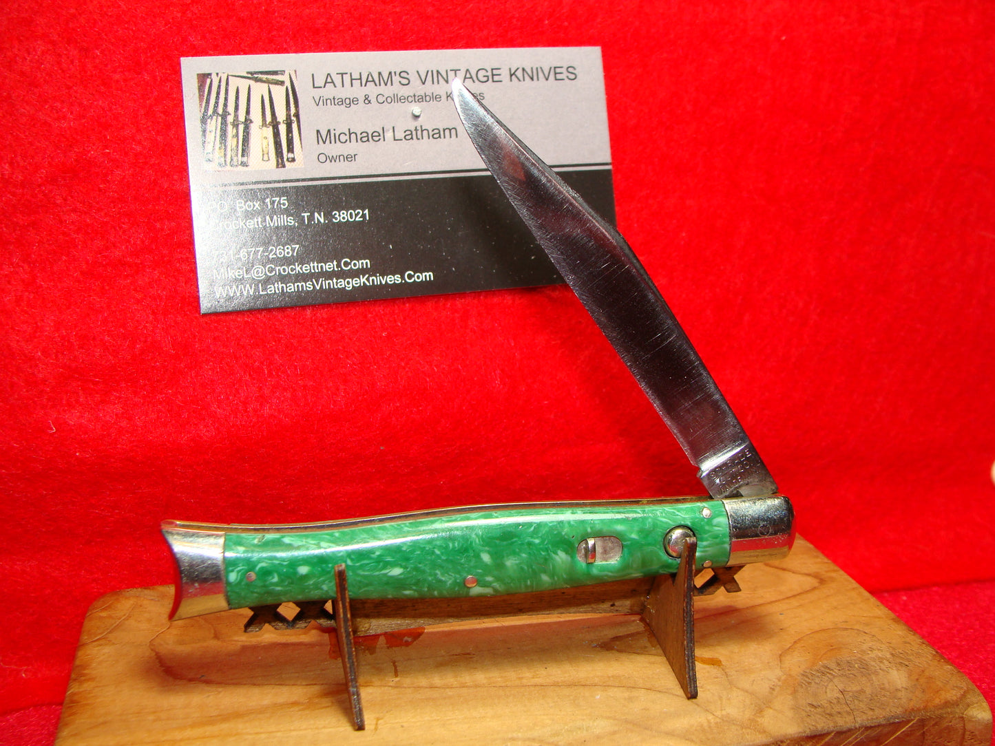 SCHRADE CUT CO. WALDEN NY 1916-46 FISH TAIL VINTAGE AMERICAN AUTOMATIC KNIFE 4" GREEN SWIRL COMPOSITION HANDLES