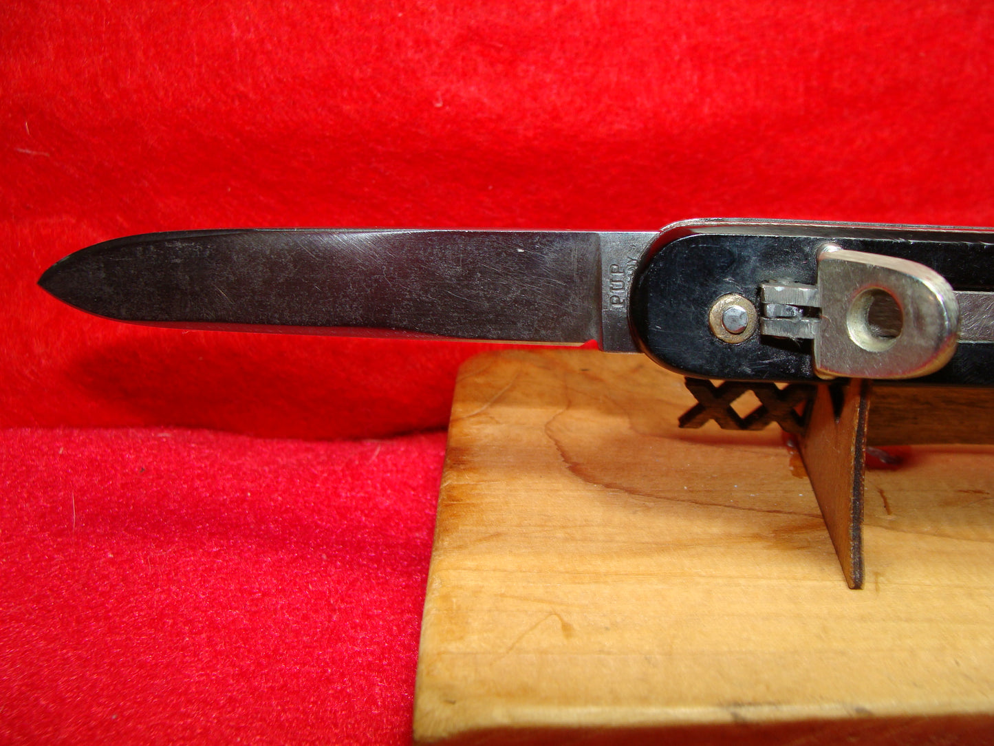 PUP GERMANY 1950-60 LEVER AUTOMATIC 10 CM GERMAN AUTOMATIC KNIFE BLACK COMPOSITION HANDLES