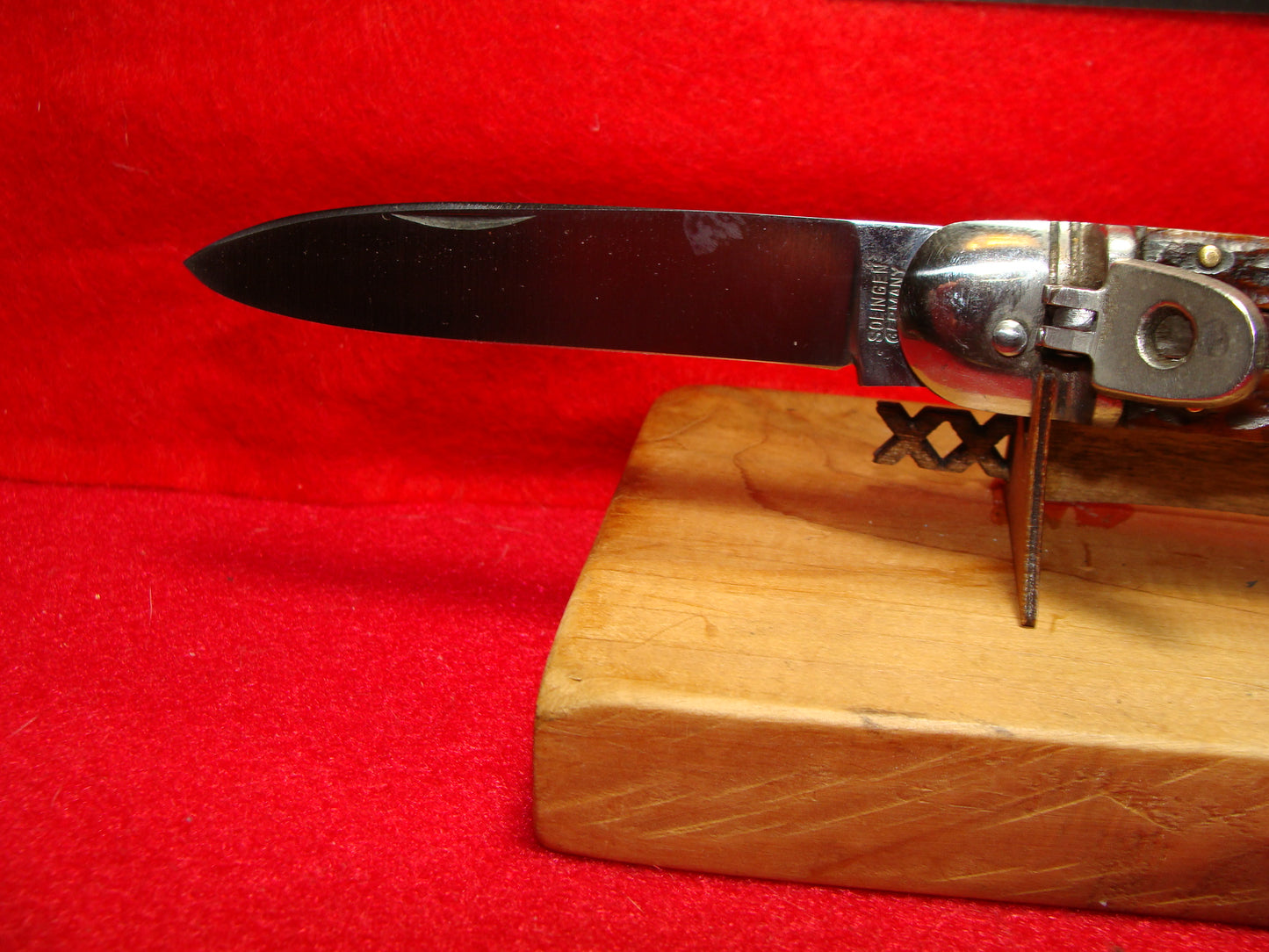 R.J. RICHTER SOLINGEN GERMANY 1950-58 LEVER AUTOMATIC 11 CM GERMAN AUTOMATIC KNIFE BROWN JIGGED BONE HANDLES