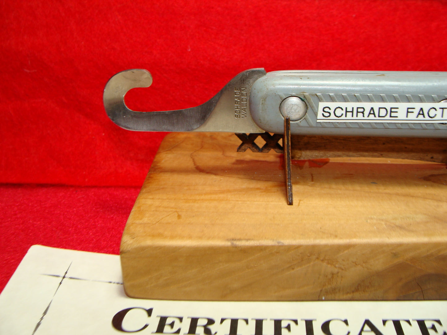 SCHRADE WALDEN NY 1946-76 PROTOTYPE MC1 GREY FIXED SHROUD CUTTER NON AUTOMATIC KNIFE PART OF THE SCHRADE FACTORY COLLECTION