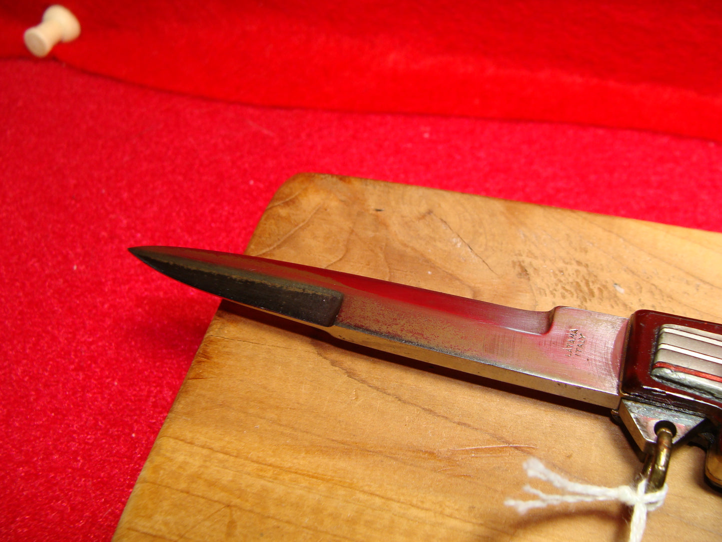 LATAMA ITALY 1950-56 GUN/KNIFE RING RELEASE ITALIAN AUTOMATIC KNIFE IN GUN BODY MIXED COLOR CELLULOID HANDLES