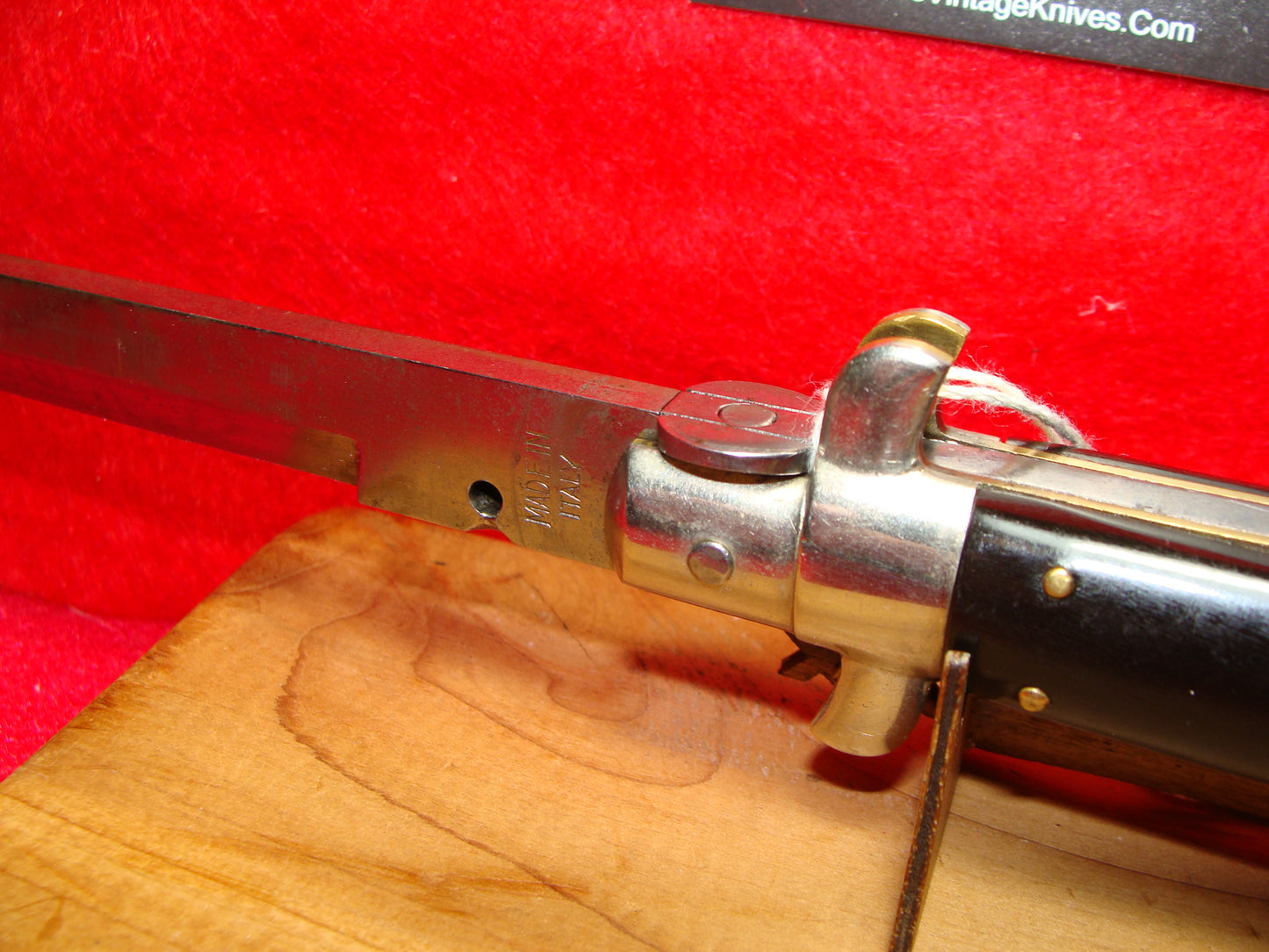 MADE IN ITALY "MAURO MAIRO" 1950-56 PICK LOCK STILETTO 33 CM ITALIAN AUTOMATIC KNIFE BUFFALO HORN HANDLES