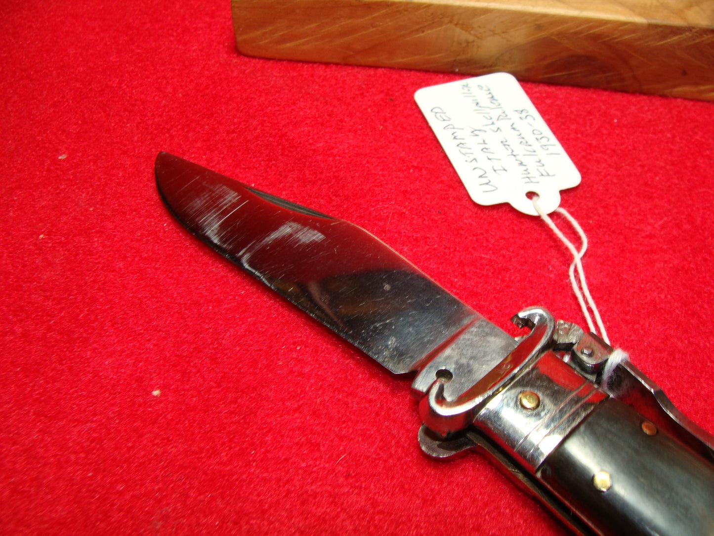 UNSTAMPED "STERILE"  ITALY 1945-48 HUNTER FULCRUM RELEASE SHELL PULLER ITALIAN AUTOMATIC KNIFE BUFFALO HORN HANDLES