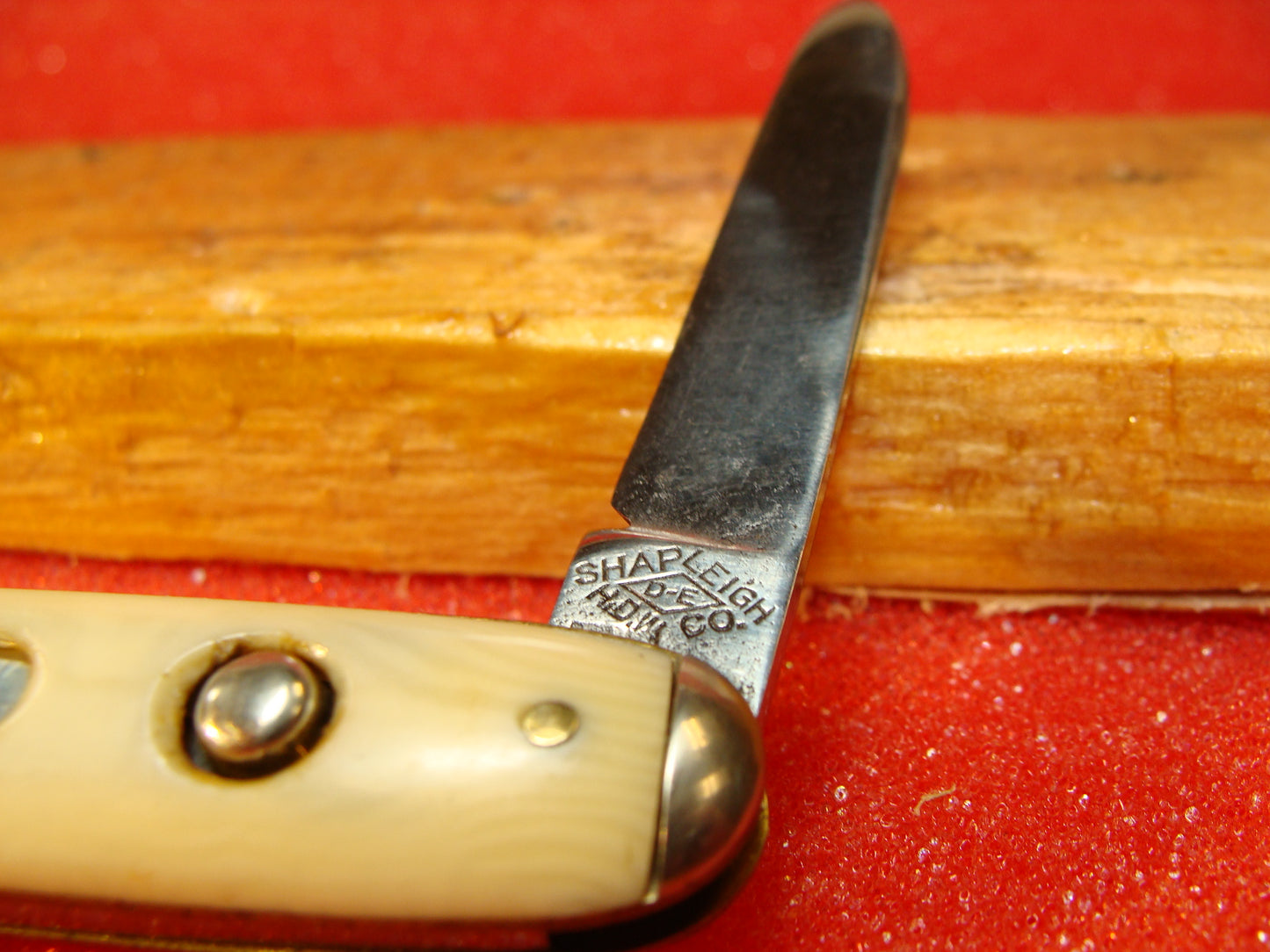 SHAPLEIGH HWD ST. LOUIS MO. DIAMOND EDGE 1910-16 VINTAGE AMERICAN AUTOMATIC KNIFE 3 3/8" DOUBLE BLADE SILVER TIP BOLSTERS IMITATION IVORY HANDLES