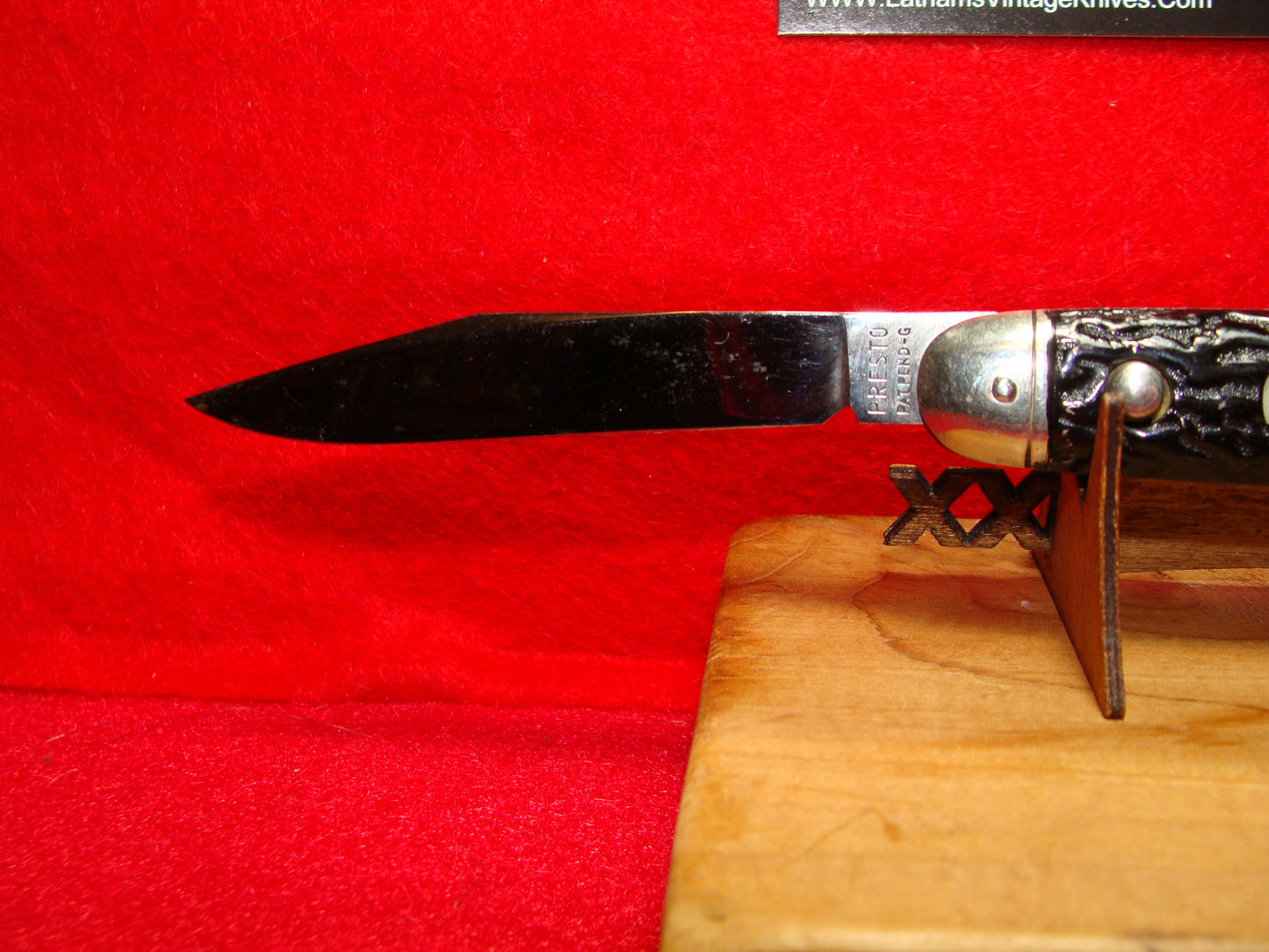 PRESTO, GEO. SCHRADE CUT BRIDGEPORT CONN. 1929-56 SINGLE BLADE 3 3/8" AMERICAN AUTOMATIC KNIFE METAL PAINTED BLACK HANDLES